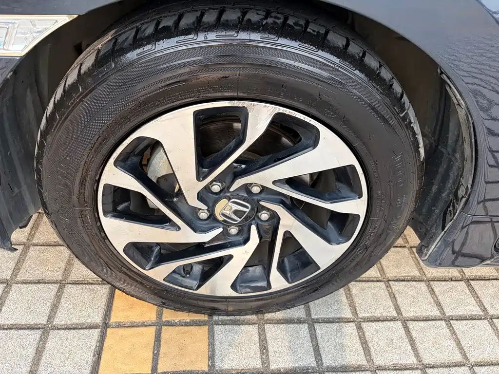 Honda Civic — миниатюра 4