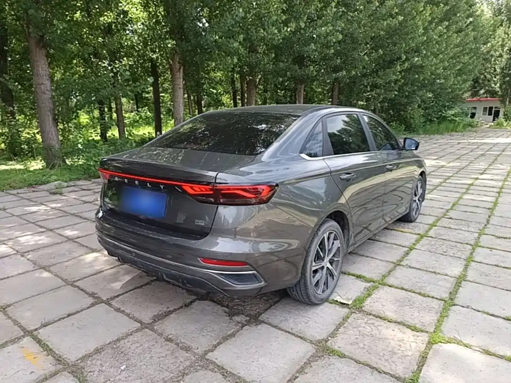 Geely Emgrand 2023 4 Champion 1.5L CVT Luxury