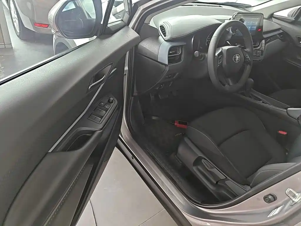 Toyota IZOA — миниатюра 16