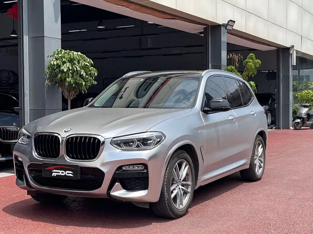 2018 BMW X3 - zdjęcie 1 z 17