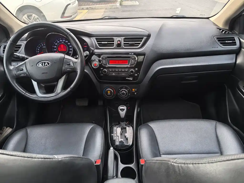 Kia K2 2012 1.6L AT Premium