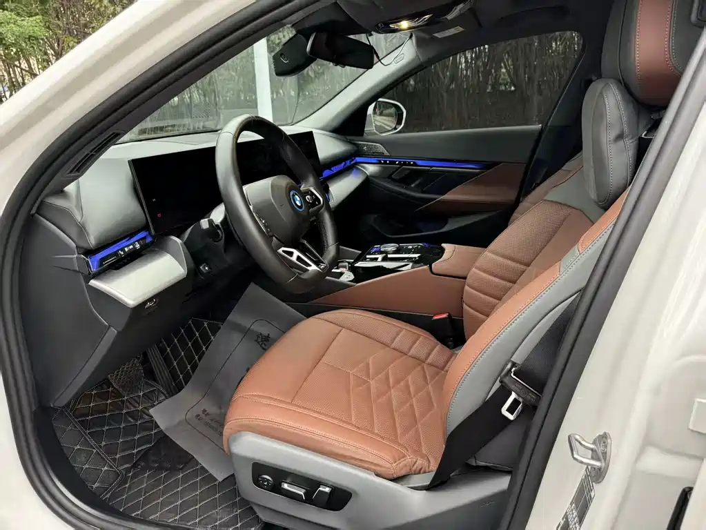 BMW i5 — миниатюра 4
