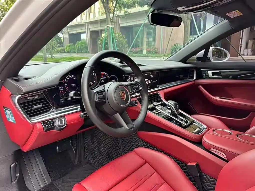 Porsche Panamera — миниатюра 8