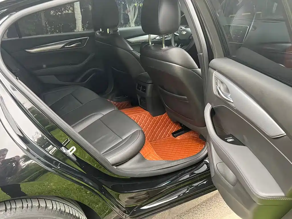 Cadillac CT5 — миниатюра 10