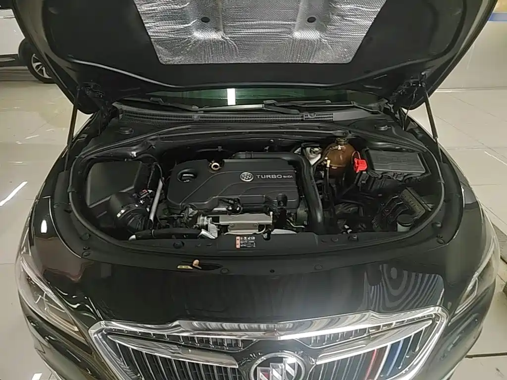 Buick LaCrosse — миниатюра 20