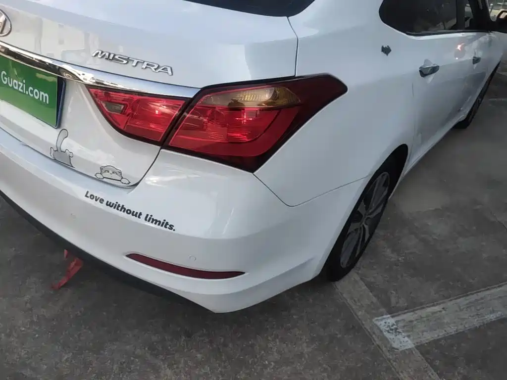 Hyundai Mistra — миниатюра 8