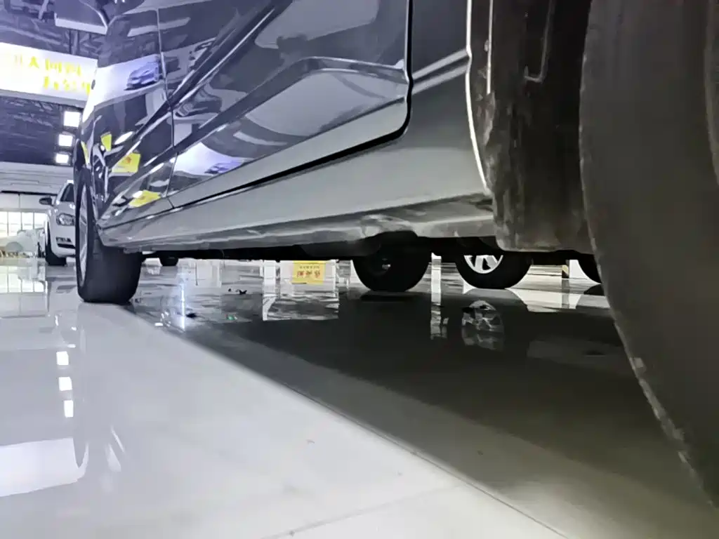 Wuling Hongguang PLUS — миниатюра 22