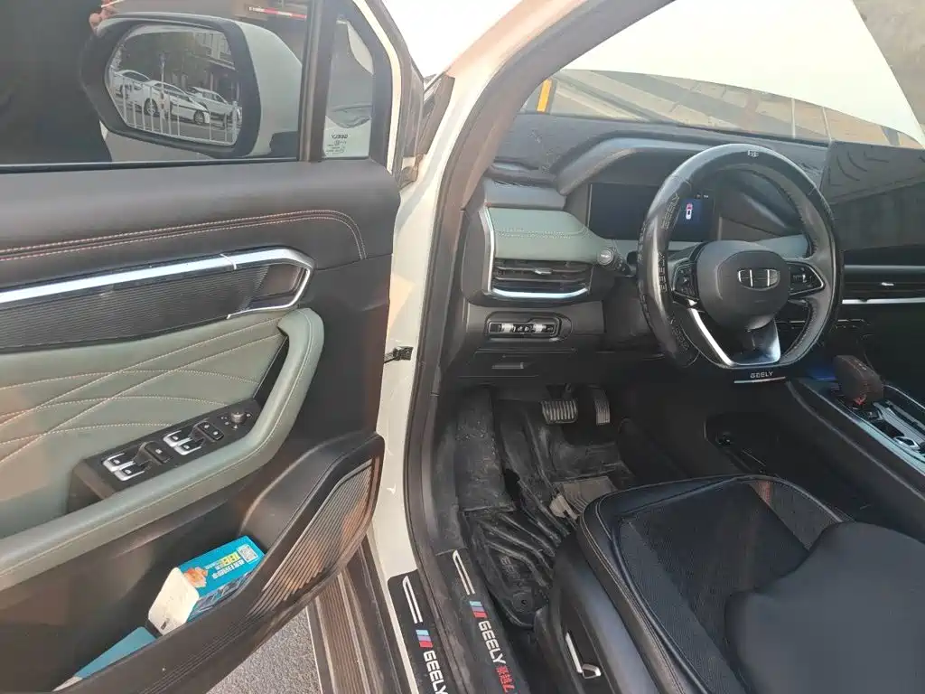 Geely Haoyue L — миниатюра 12