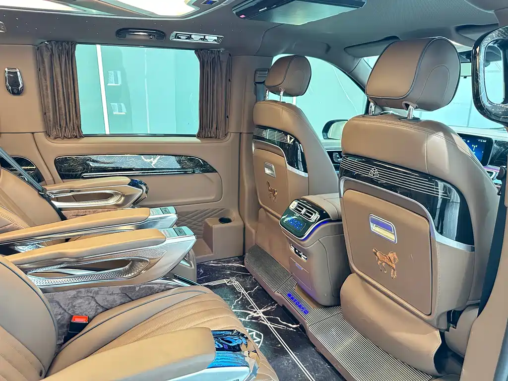 Mercedes-Benz Vito — миниатюра 10