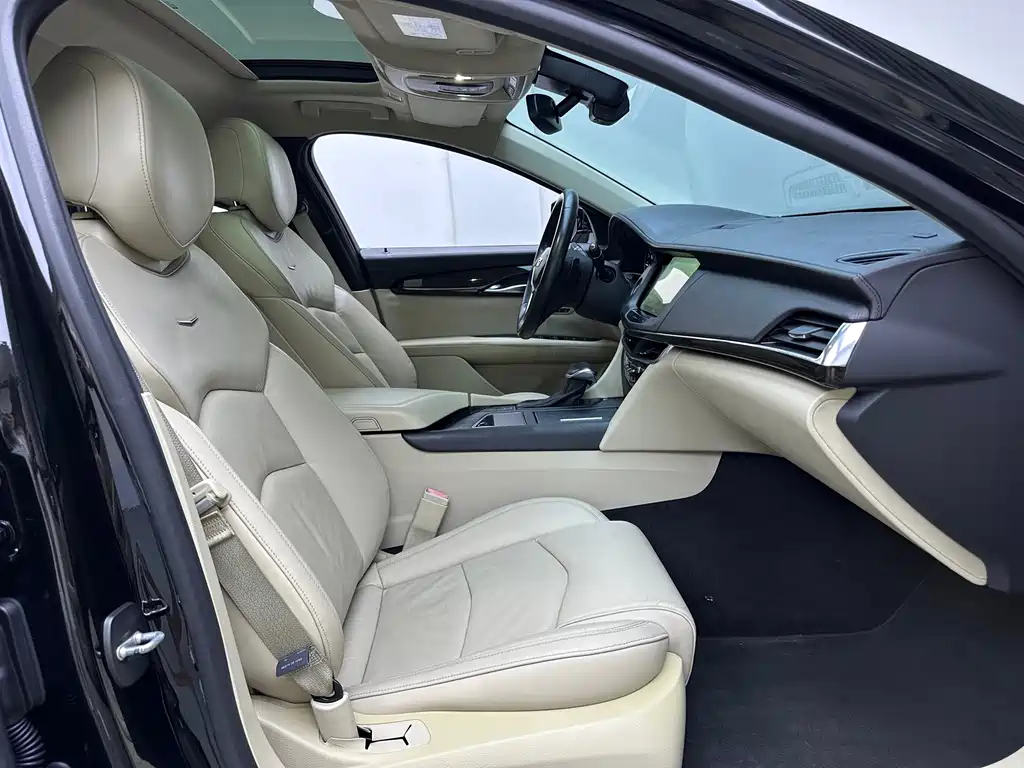 Cadillac CT6 — миниатюра 12