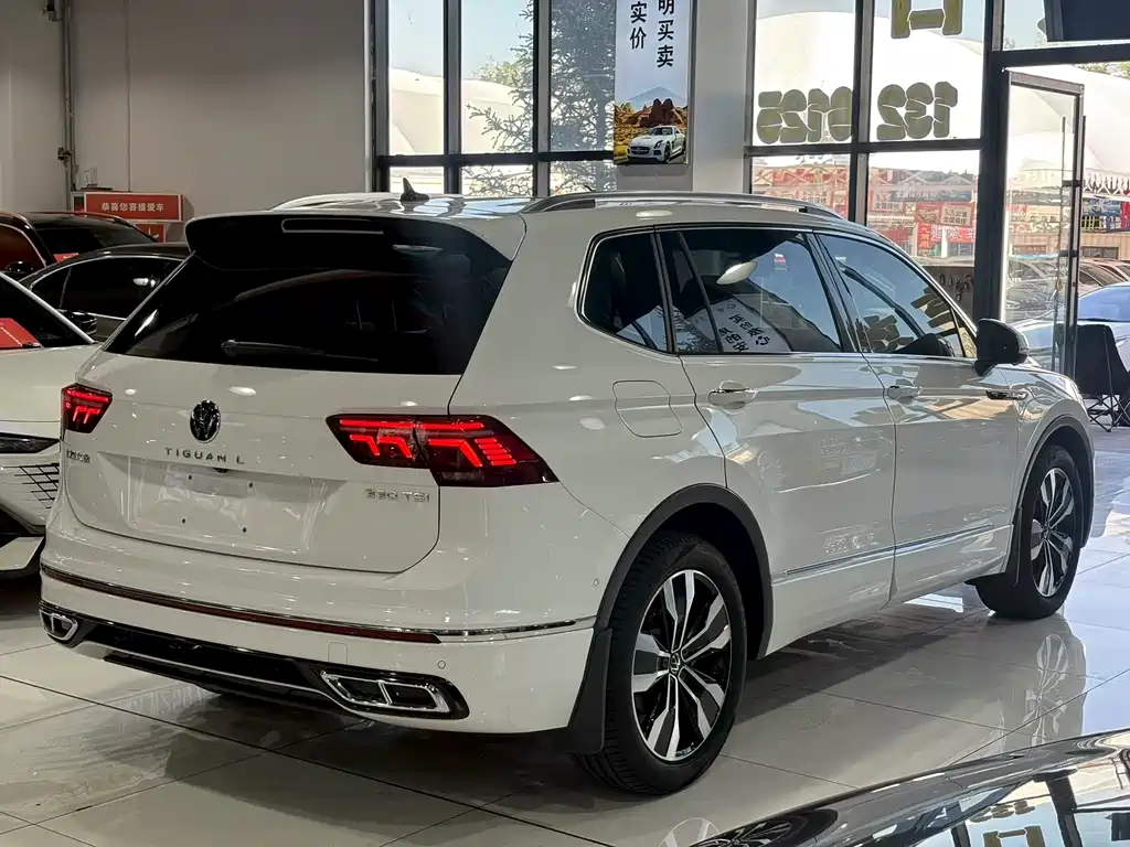 Volkswagen Tiguan L — миниатюра 7