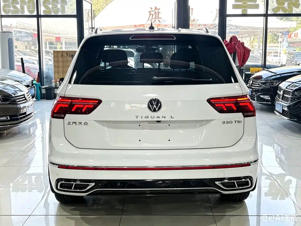 Volkswagen Tiguan L — миниатюра 8