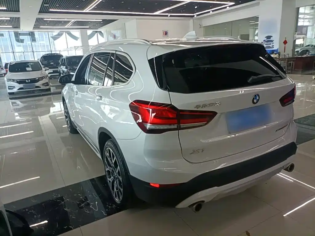 BMW X1 — миниатюра 5