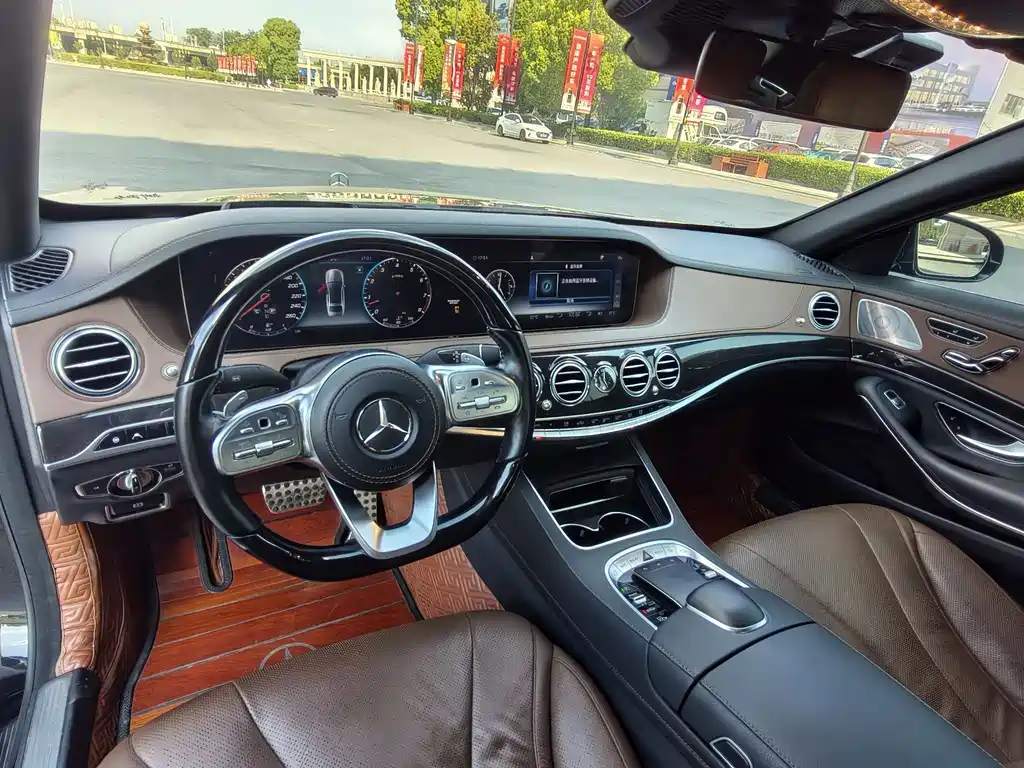 Mercedes-Benz S-Class — миниатюра 16