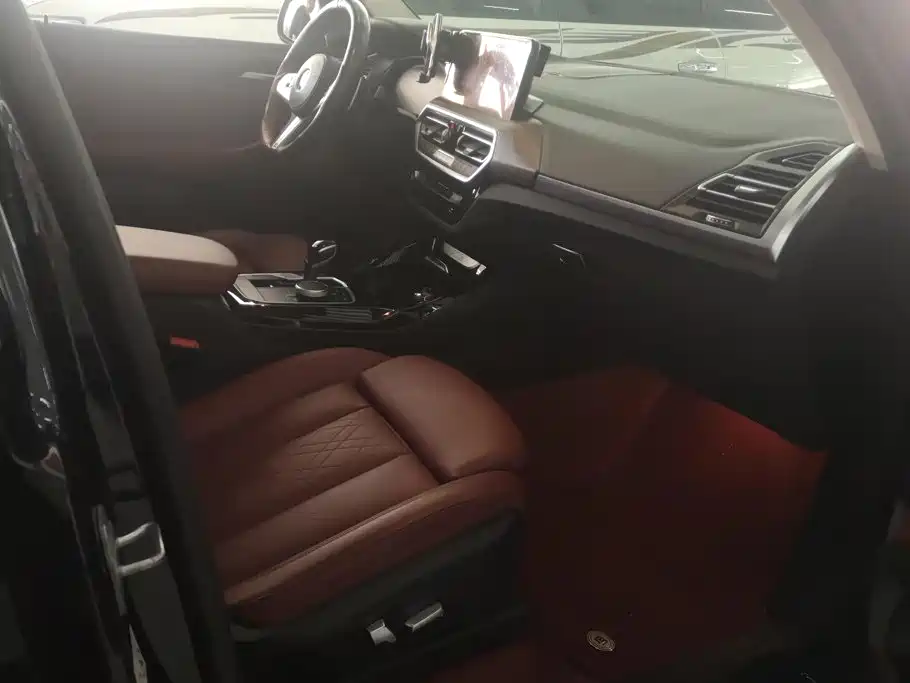 BMW X3 — миниатюра 8