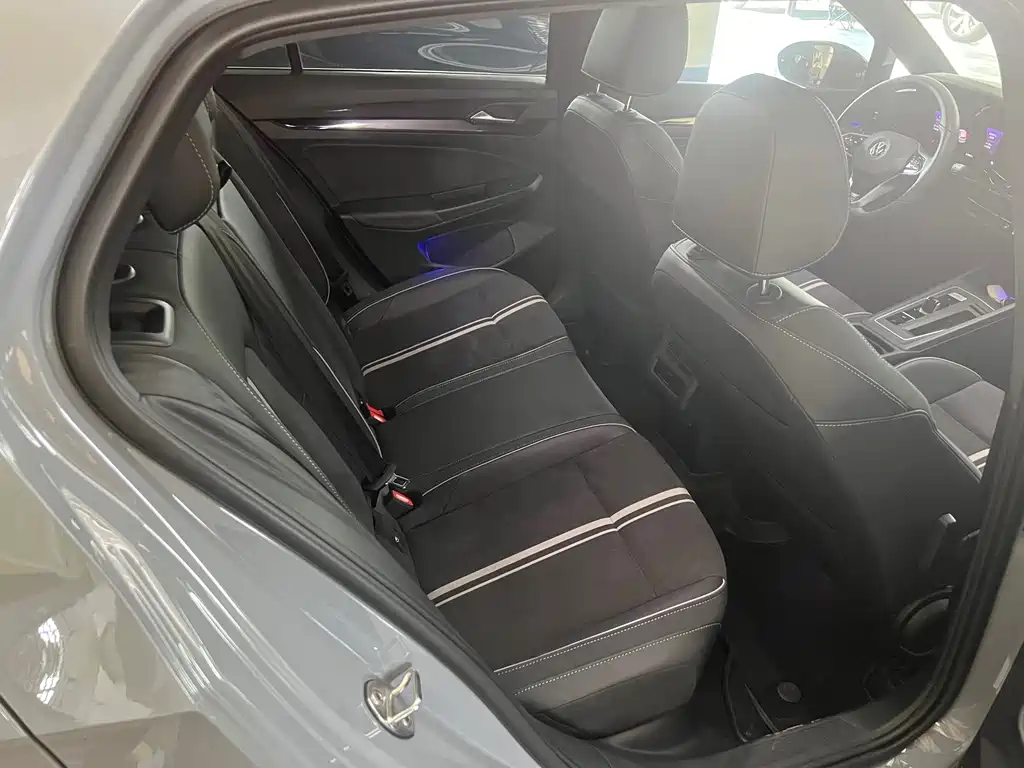 Volkswagen Golf — миниатюра 5