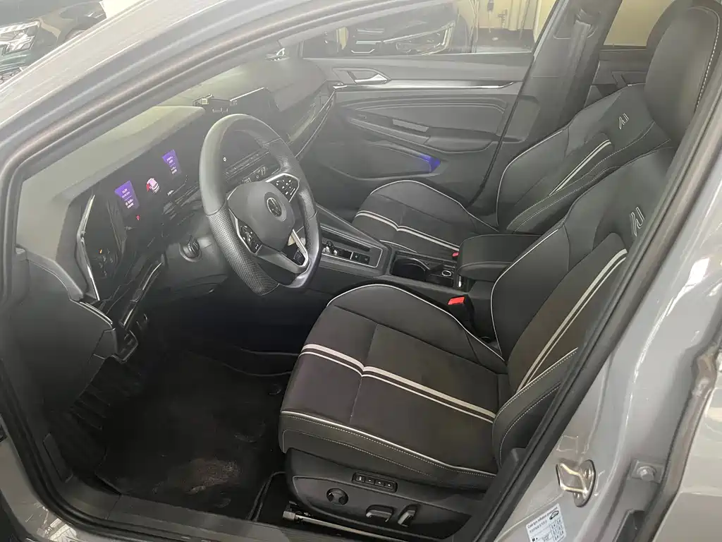 Volkswagen Golf — миниатюра 10