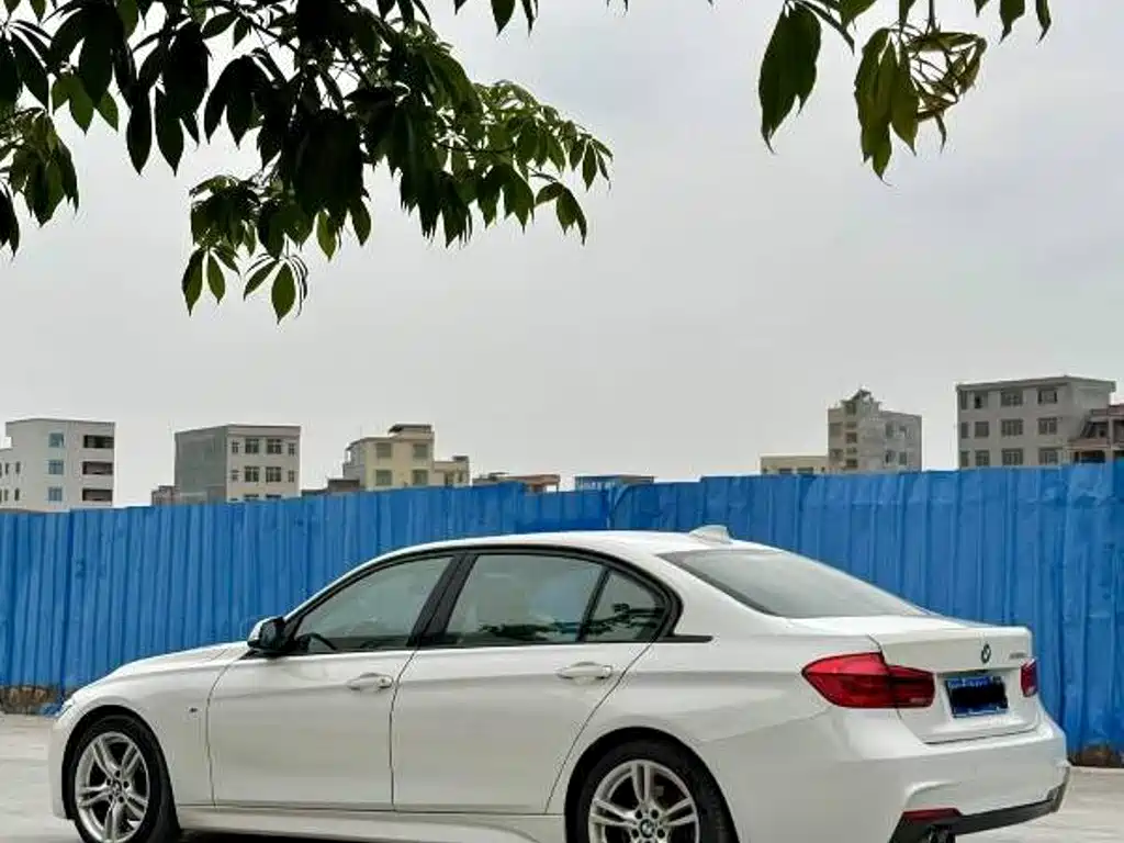 BMW 3 Series — миниатюра 7