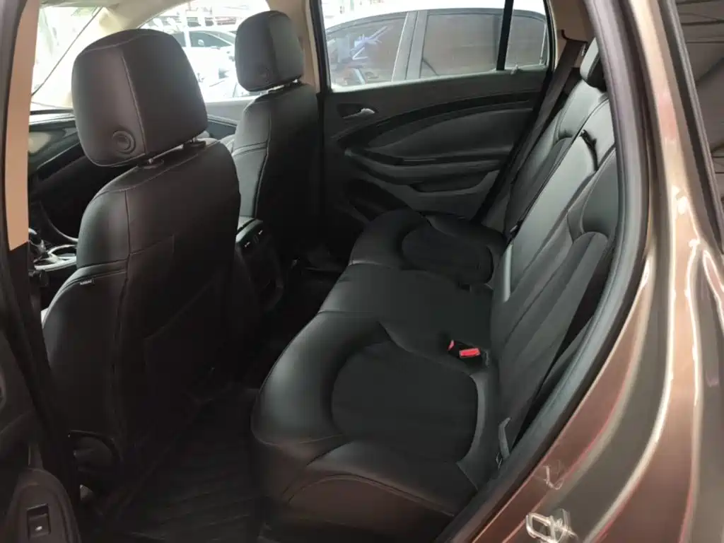 Buick Envision Plus — миниатюра 17