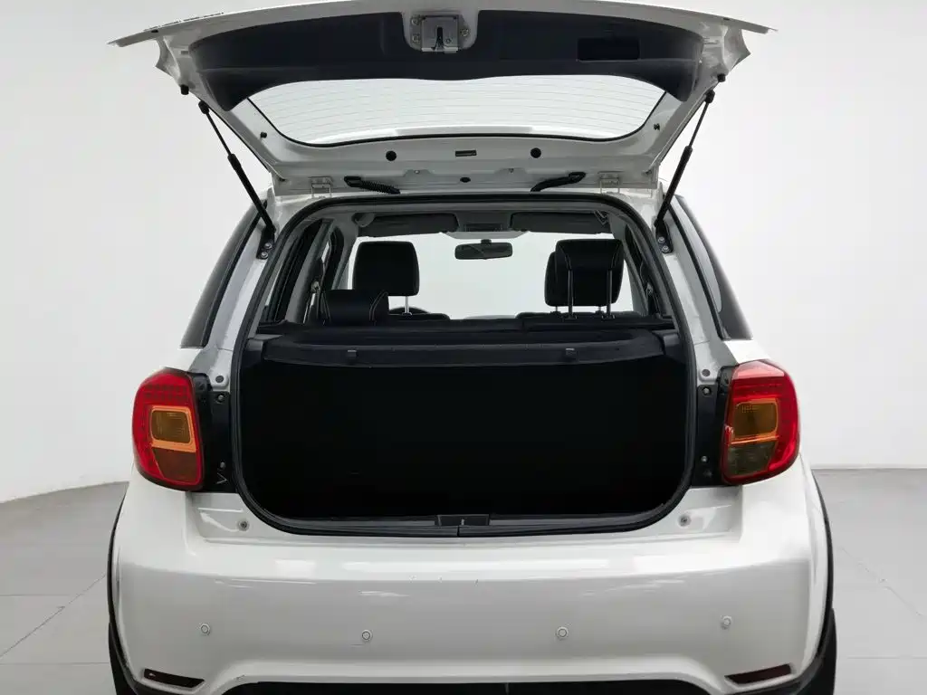 Suzuki SX4 — миниатюра 16