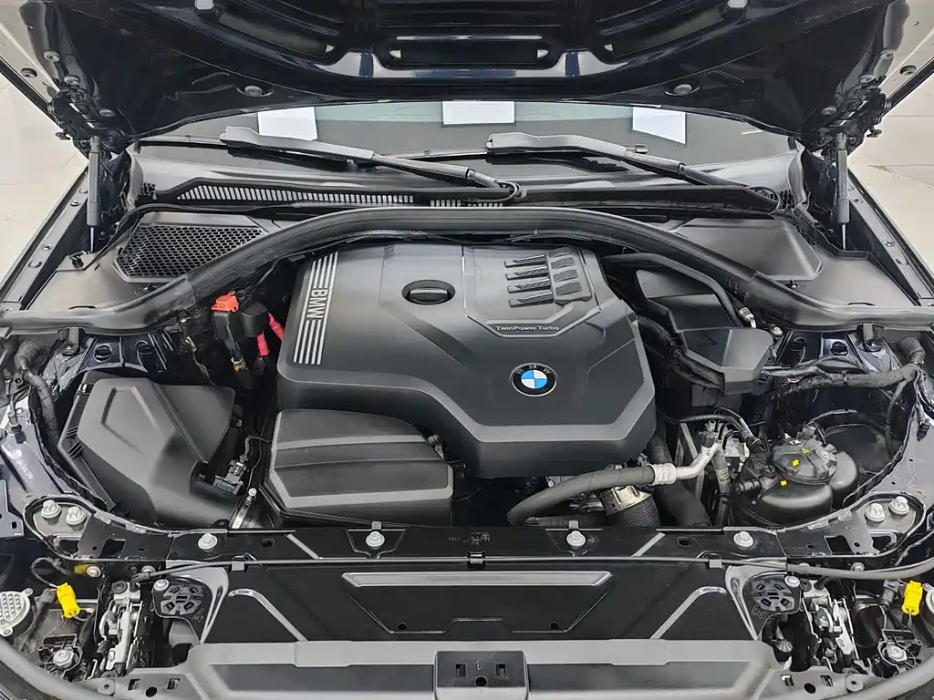 BMW 3 Series — миниатюра 18