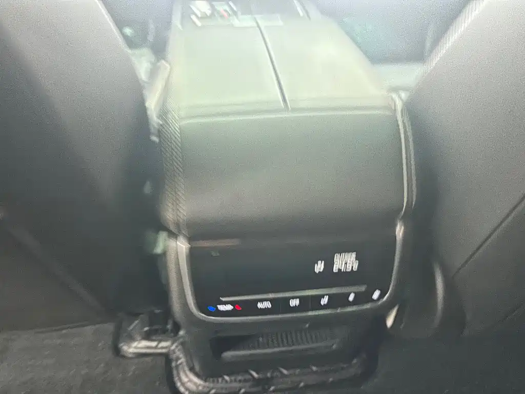 GAC Motor Trumpchi GS8 — миниатюра 14