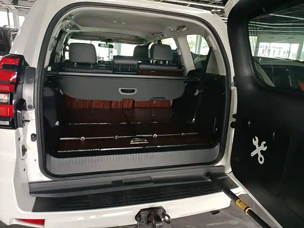 Toyota Prado — миниатюра 19