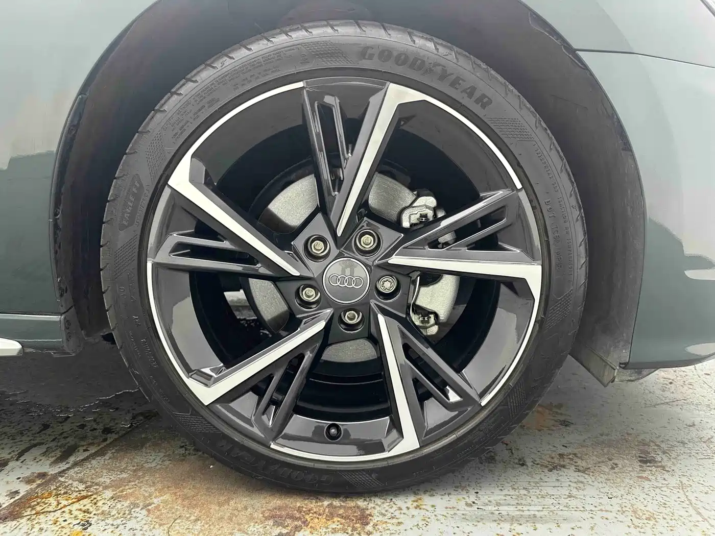 Audi A3 2021 Зеленый из Китая, фото 2