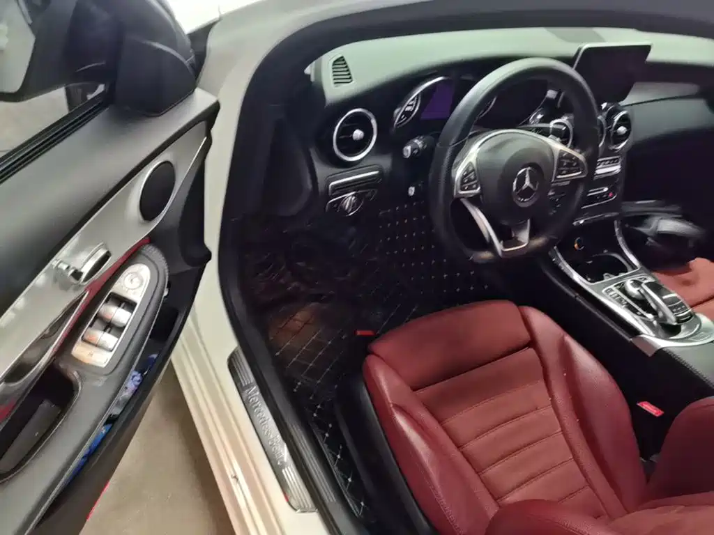 Mercedes-Benz C-Class — миниатюра 16