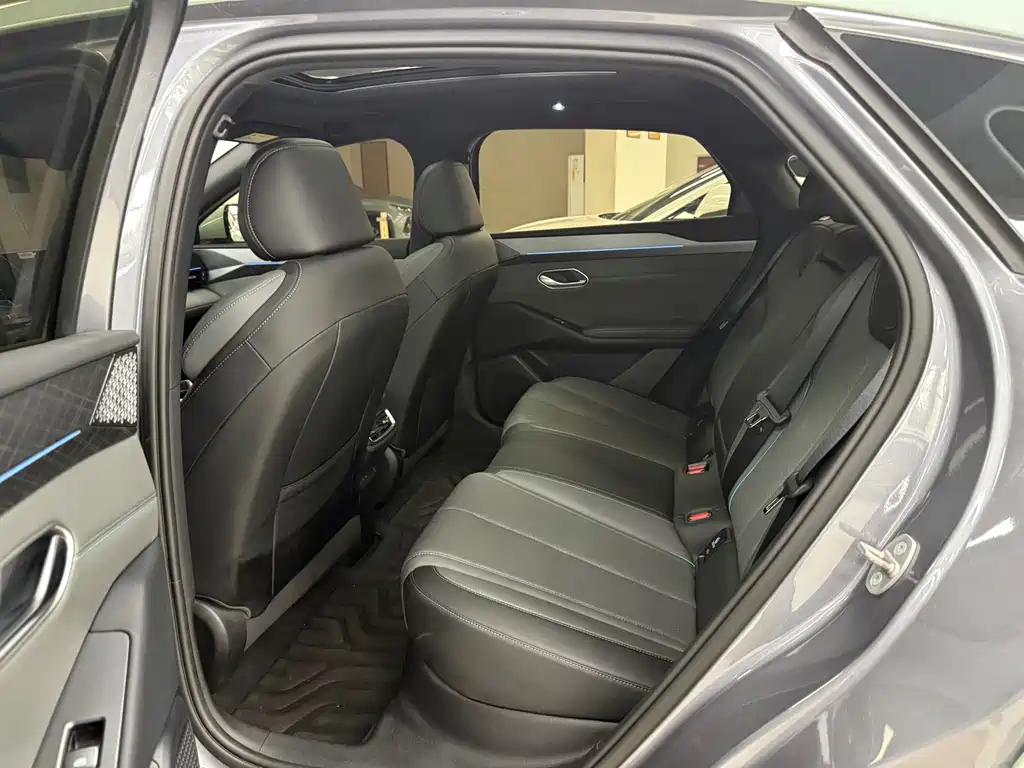 BYD Qin L — миниатюра 11