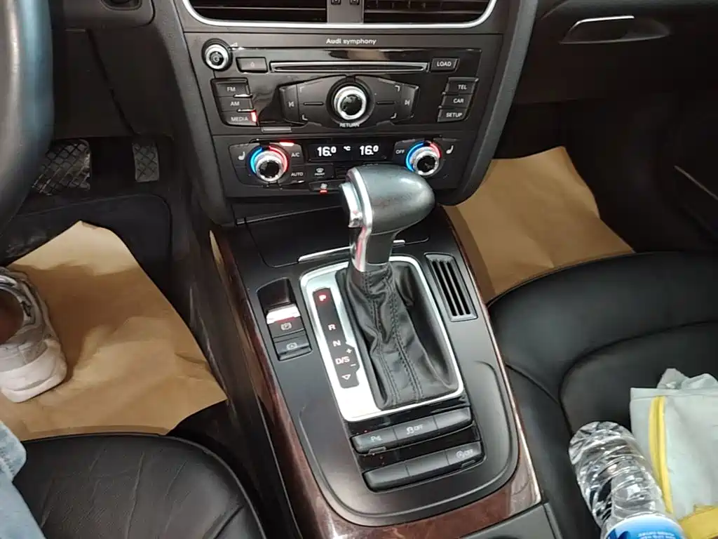 Audi A4L — миниатюра 14