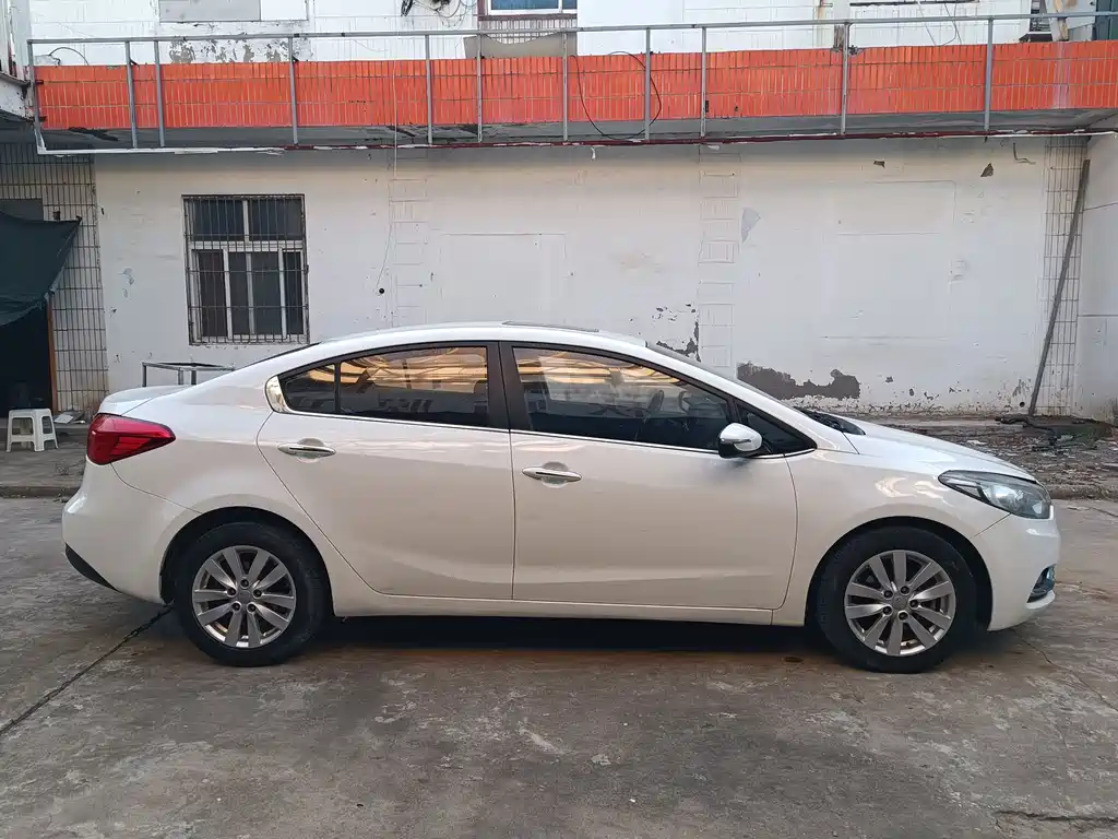 Kia K3 — миниатюра 4