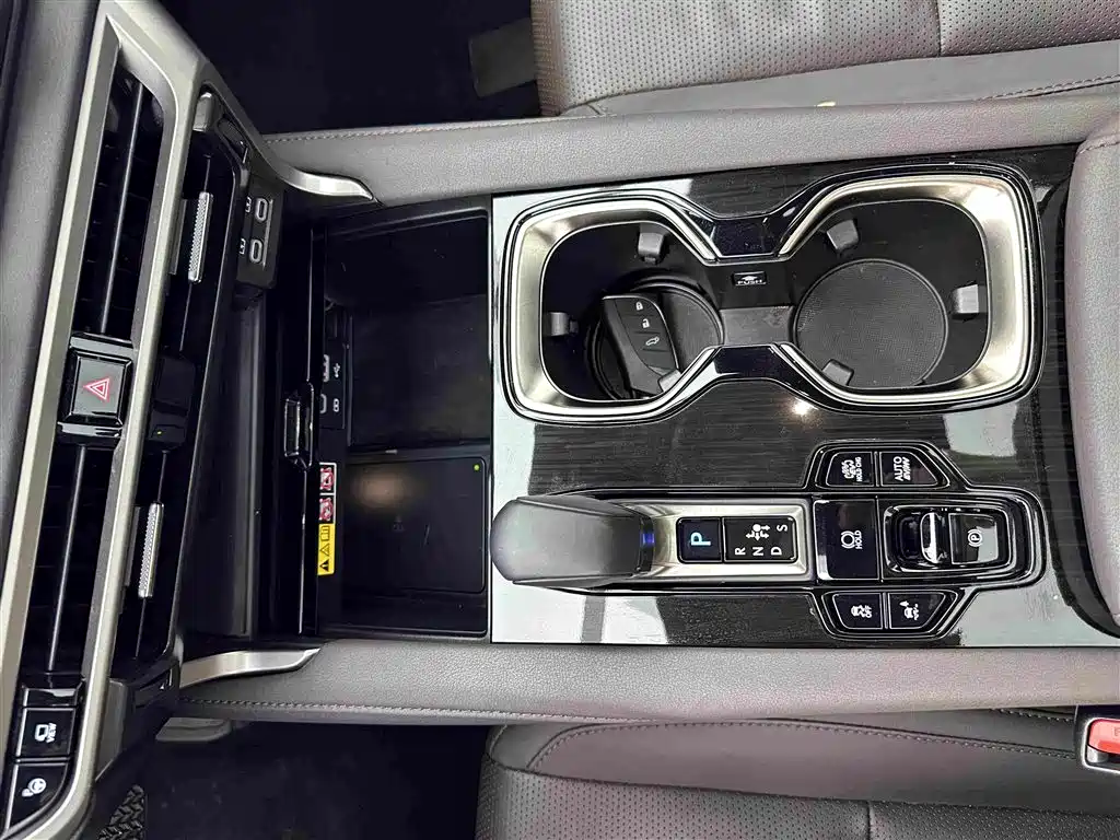 Lexus RX New Energy — миниатюра 15
