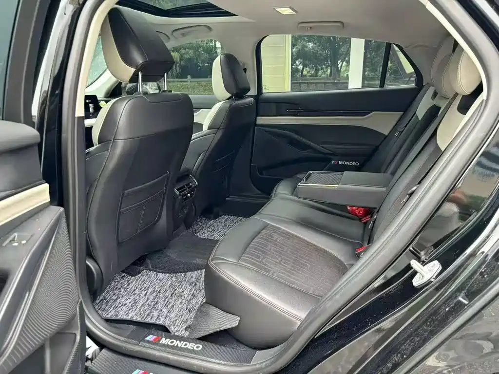 Ford Mondeo 2023 EcoBoost 245 Luxury