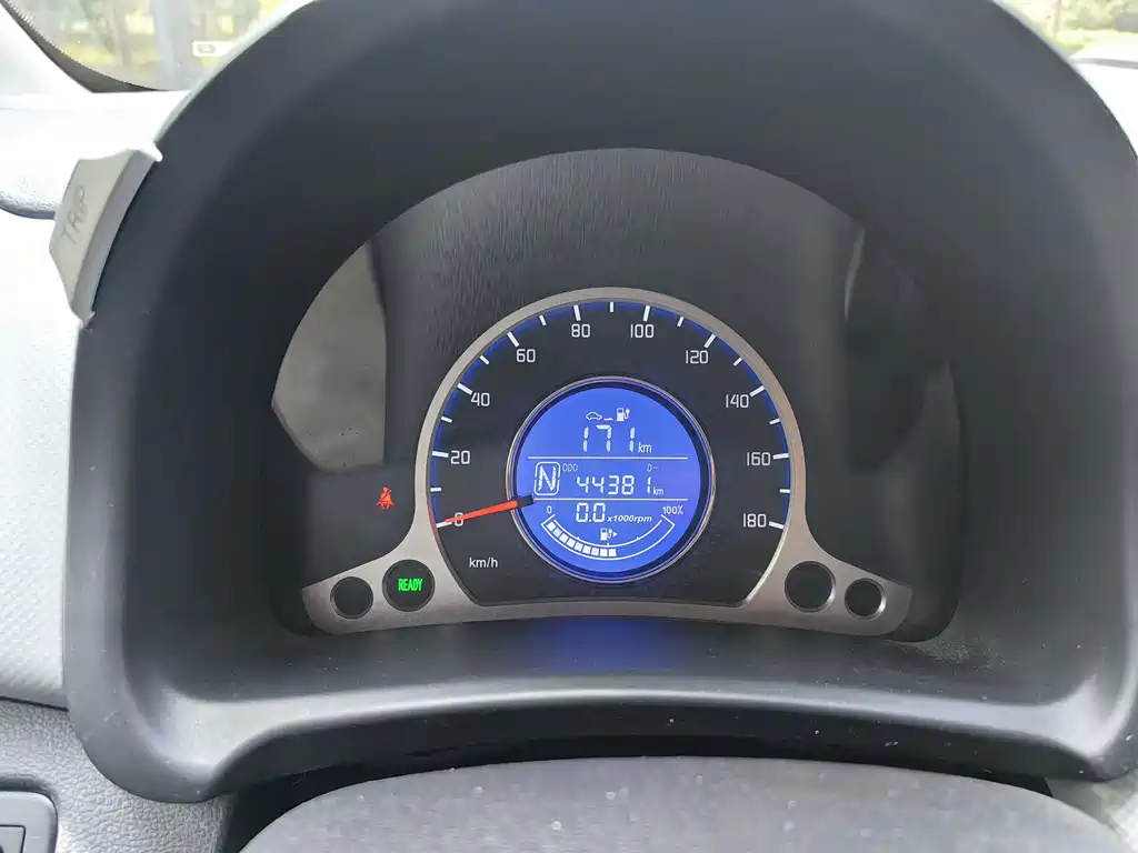 Changan Benben E-Star — миниатюра 9