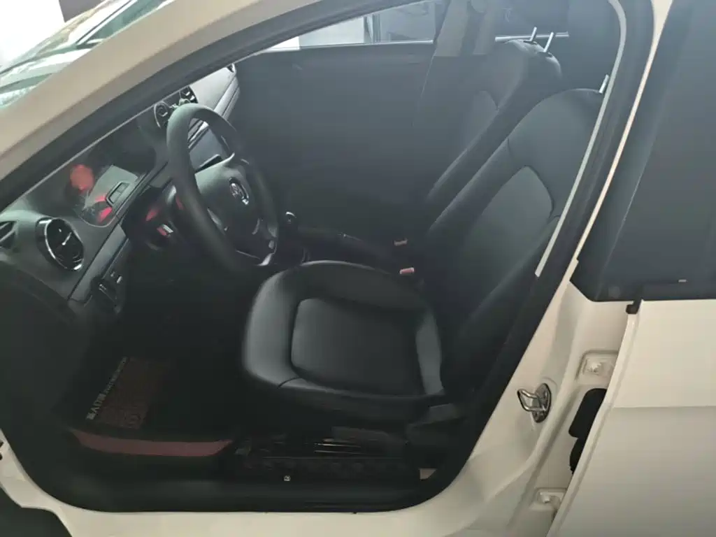 Volkswagen Jetta — миниатюра 15