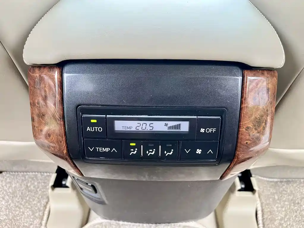 Toyota Prado (Import) — миниатюра 17