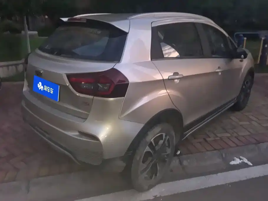 Geely Vision X3 — миниатюра 3