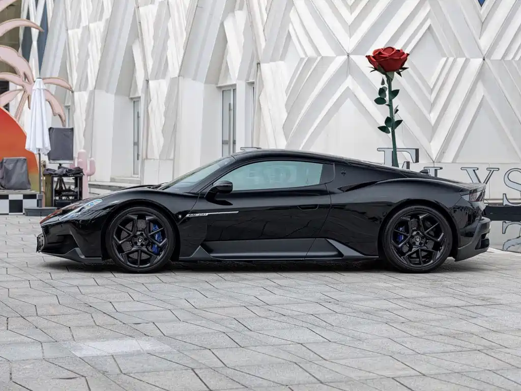Maserati MC20 — миниатюра 5