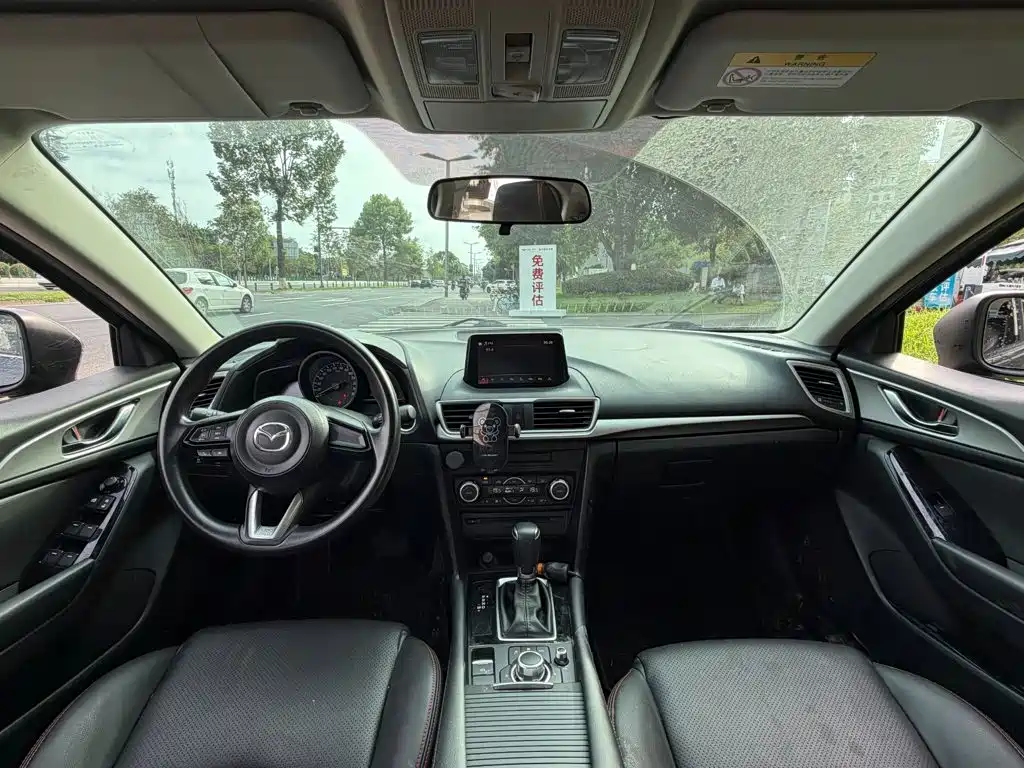 Mazda 3 Axela — миниатюра 13