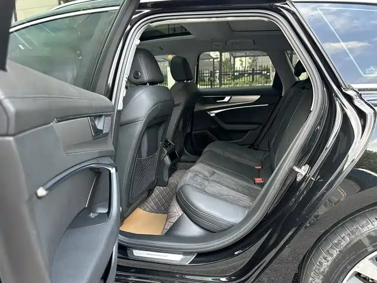Audi A6 (Import) — миниатюра 6