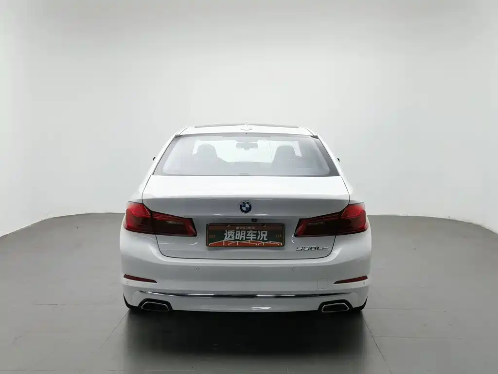 BMW 5 Series New Energy — миниатюра 4