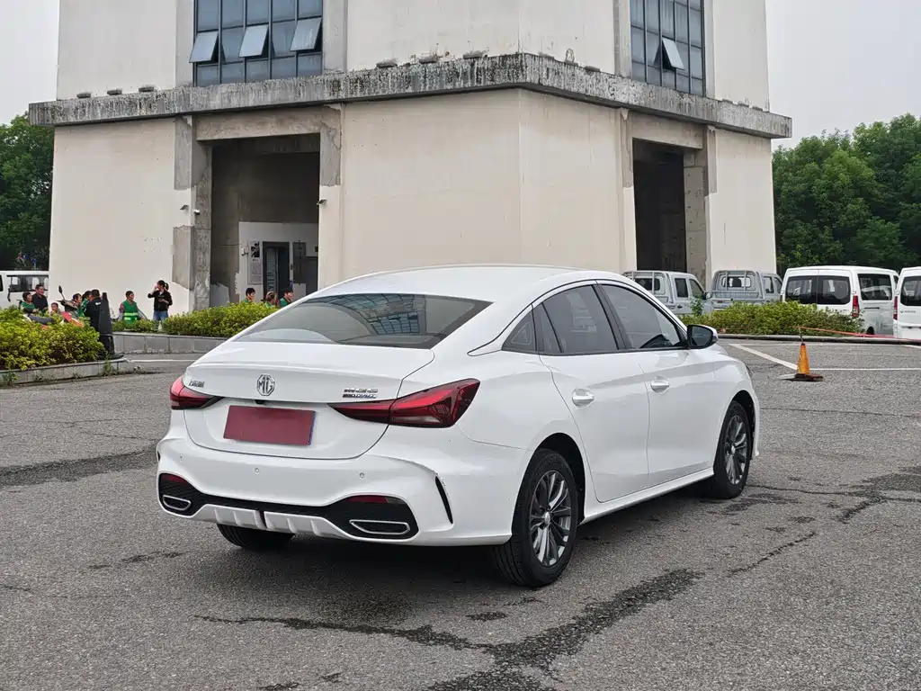 MG MG5 — миниатюра 7