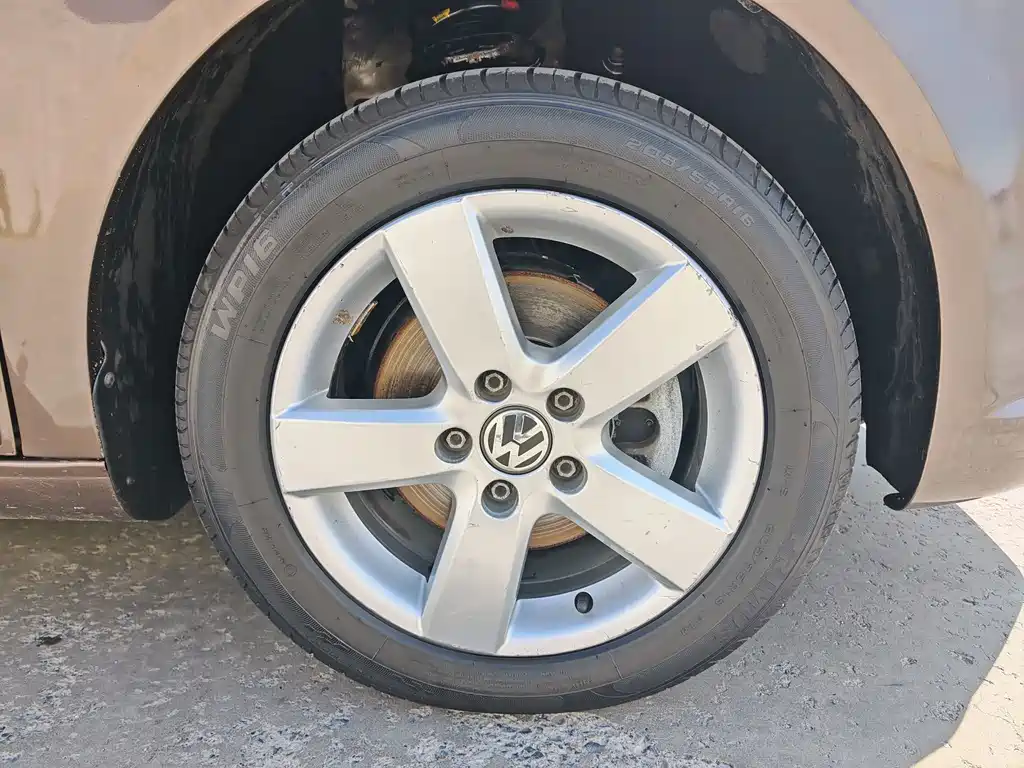 Volkswagen Touran — миниатюра 10