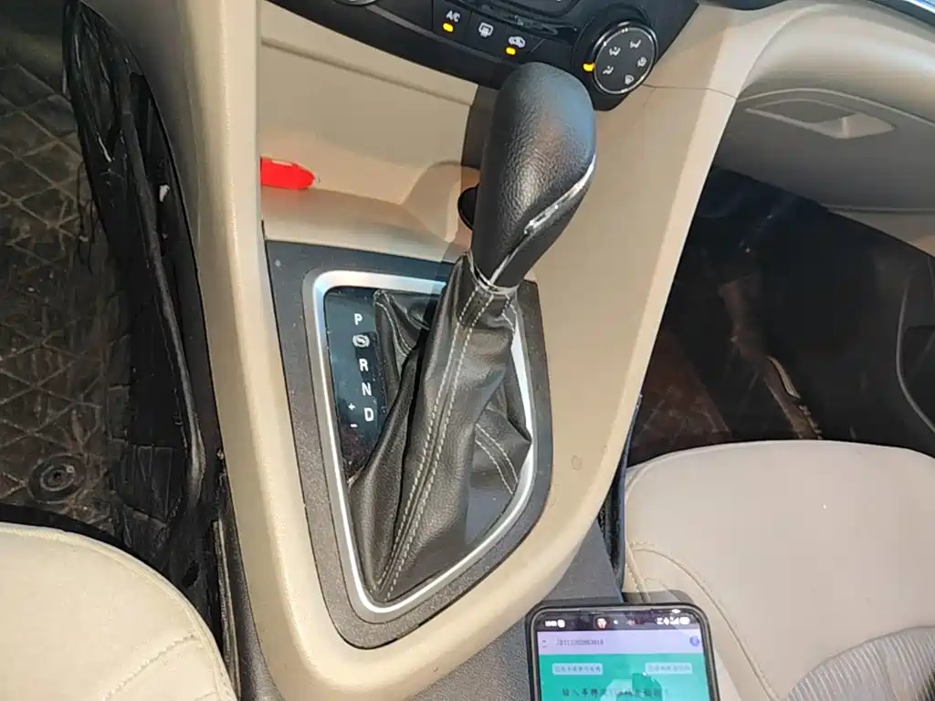 Buick Excelle — миниатюра 14