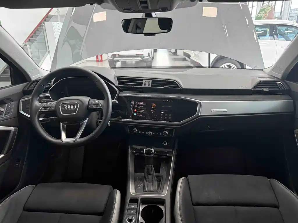 Audi Q3 — миниатюра 13