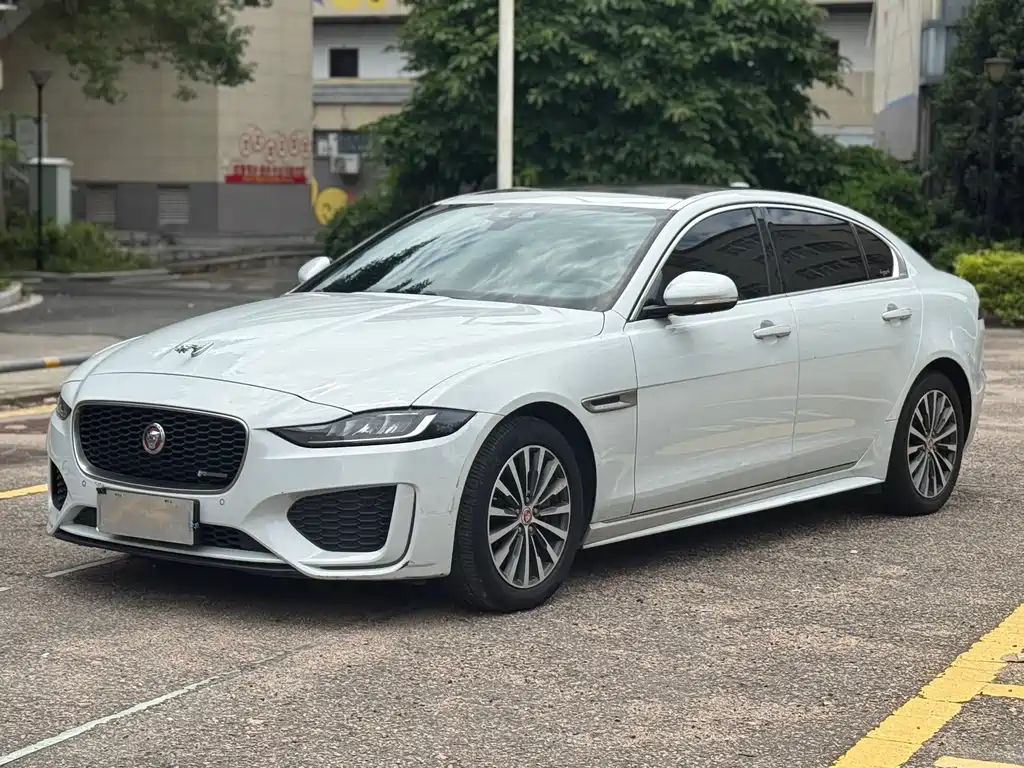 Купить Jaguar XEL
