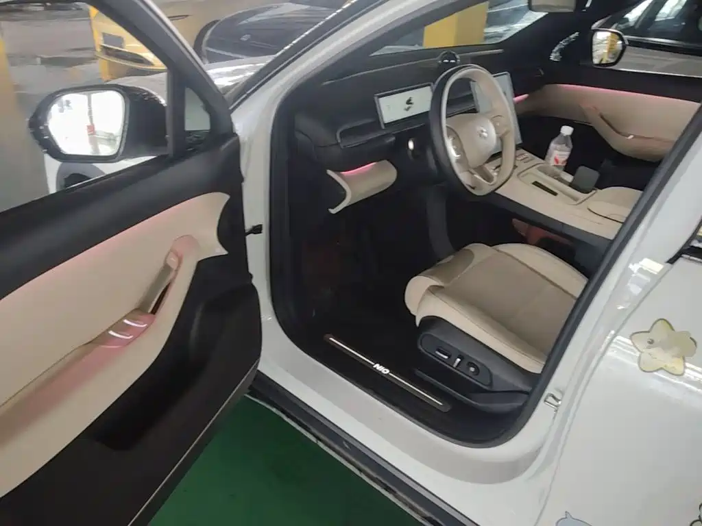 NIO ES6 — миниатюра 16