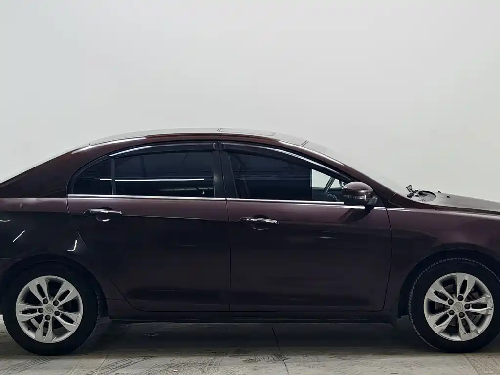 Geely Emgrand — миниатюра 7