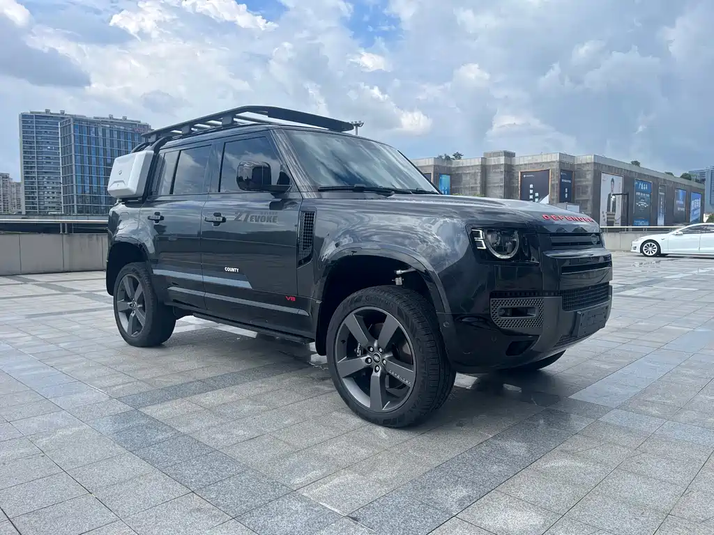 Land Rover Defender — миниатюра 3
